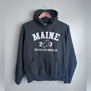 Maine Graphic Hoodie Size Small Black White Pullover Sweatshirt